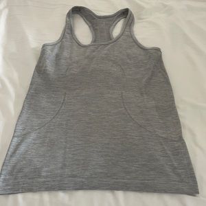 Lululemon size 8 Swiftly Tech Racerback Tank Top